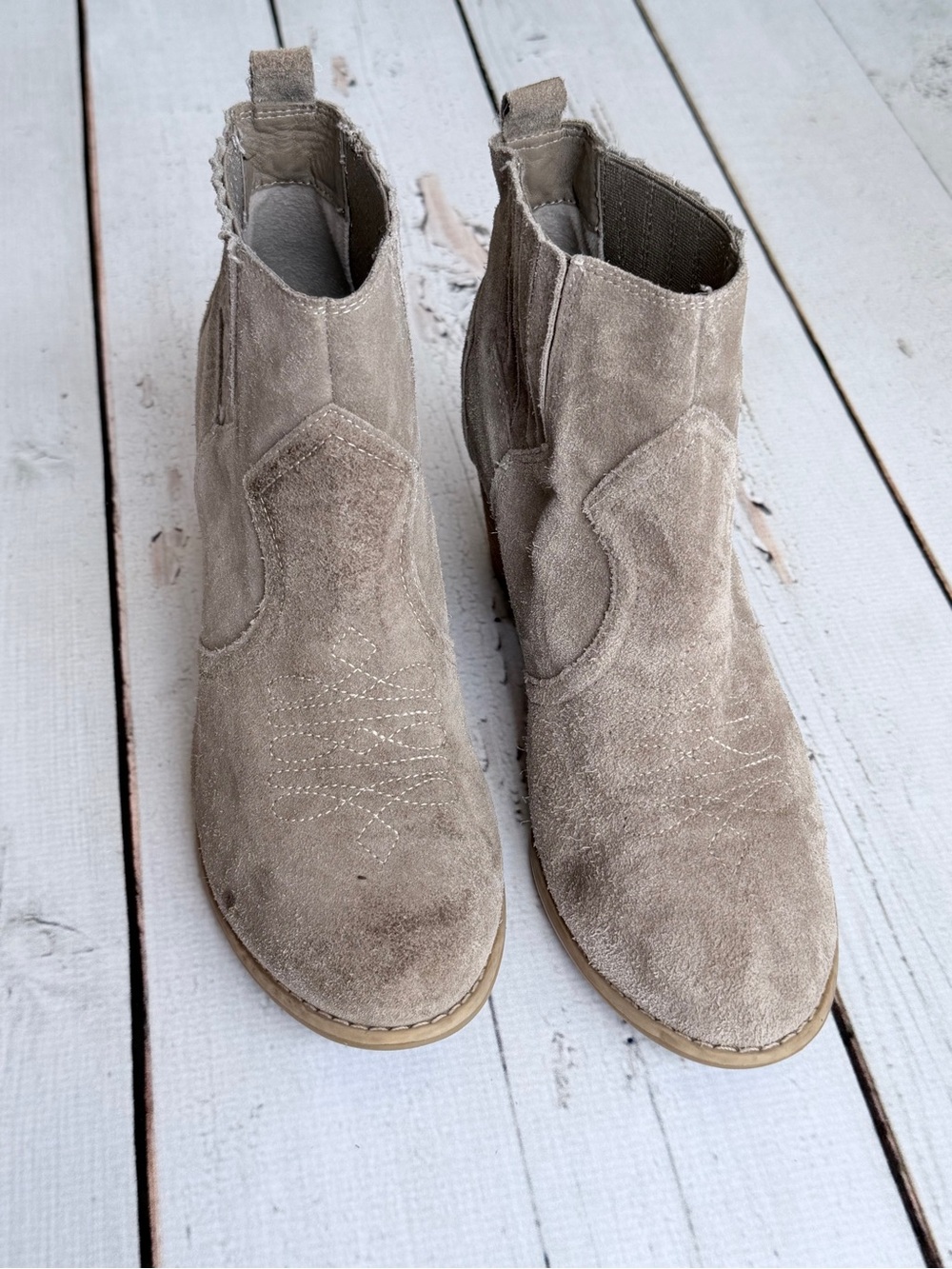 Franco Fortini Chesney Suede Western Chelsea Ankle Booties Taupe Size 9